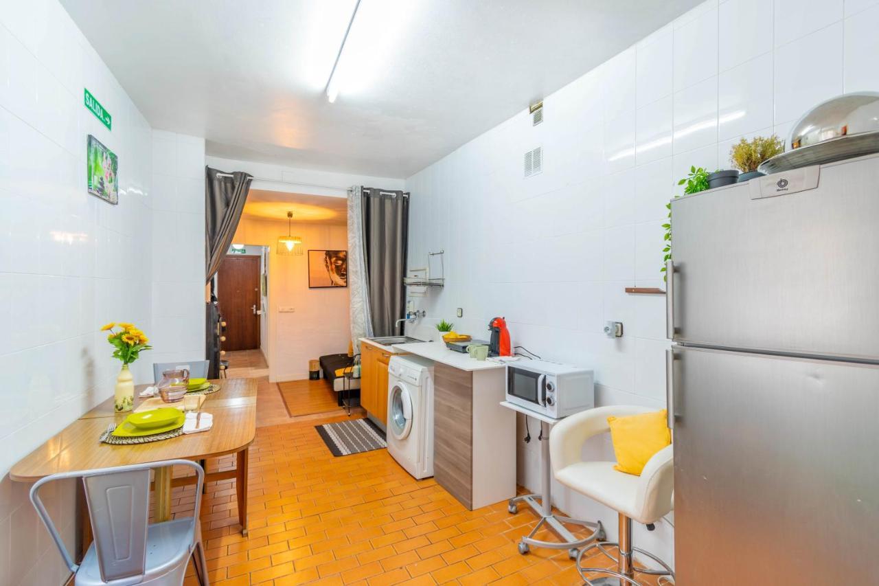 Acogedor Apartamento En El Corazon De Pamplona Exterior photo