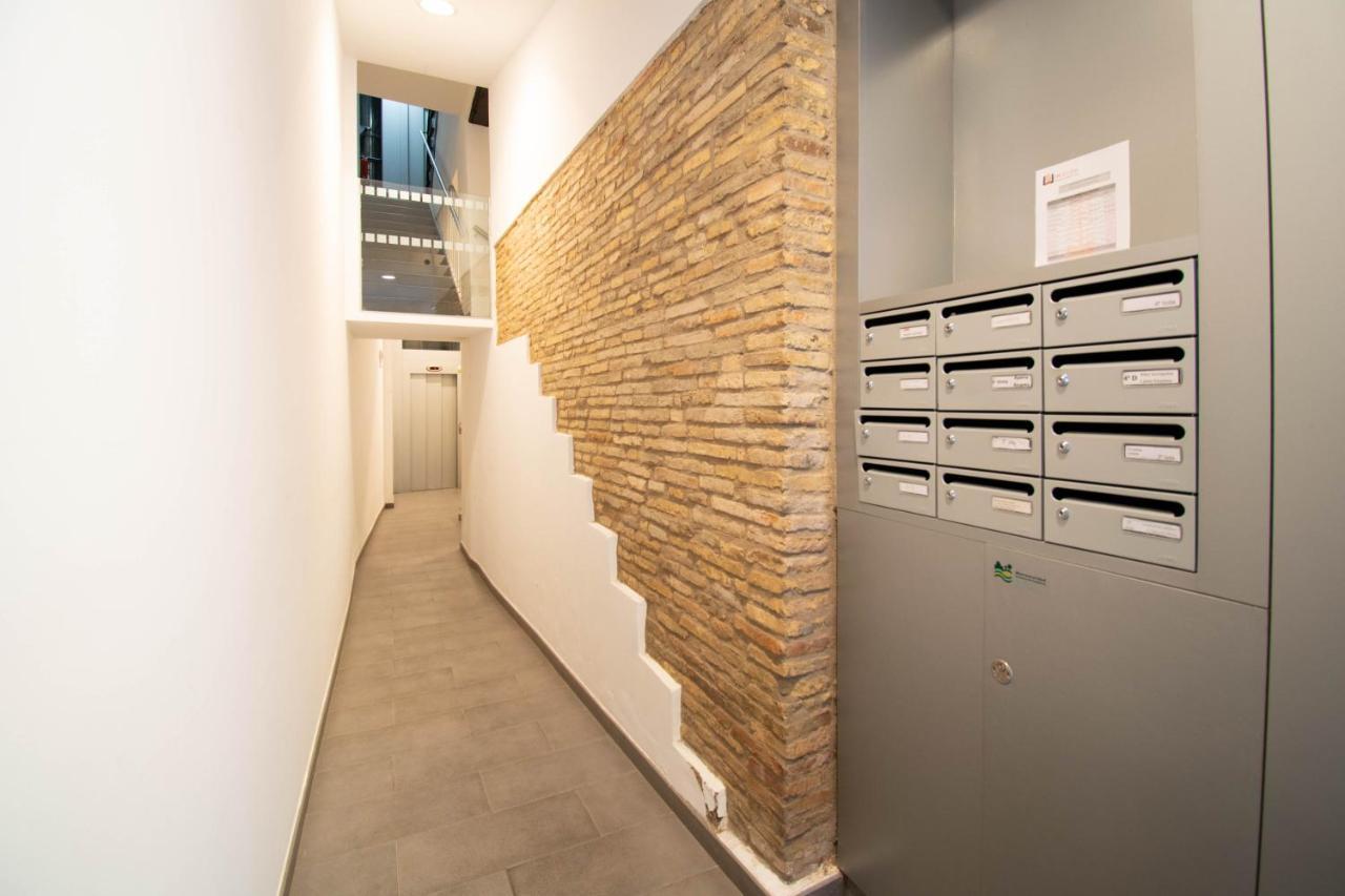 Acogedor Apartamento En El Corazon De Pamplona Exterior photo
