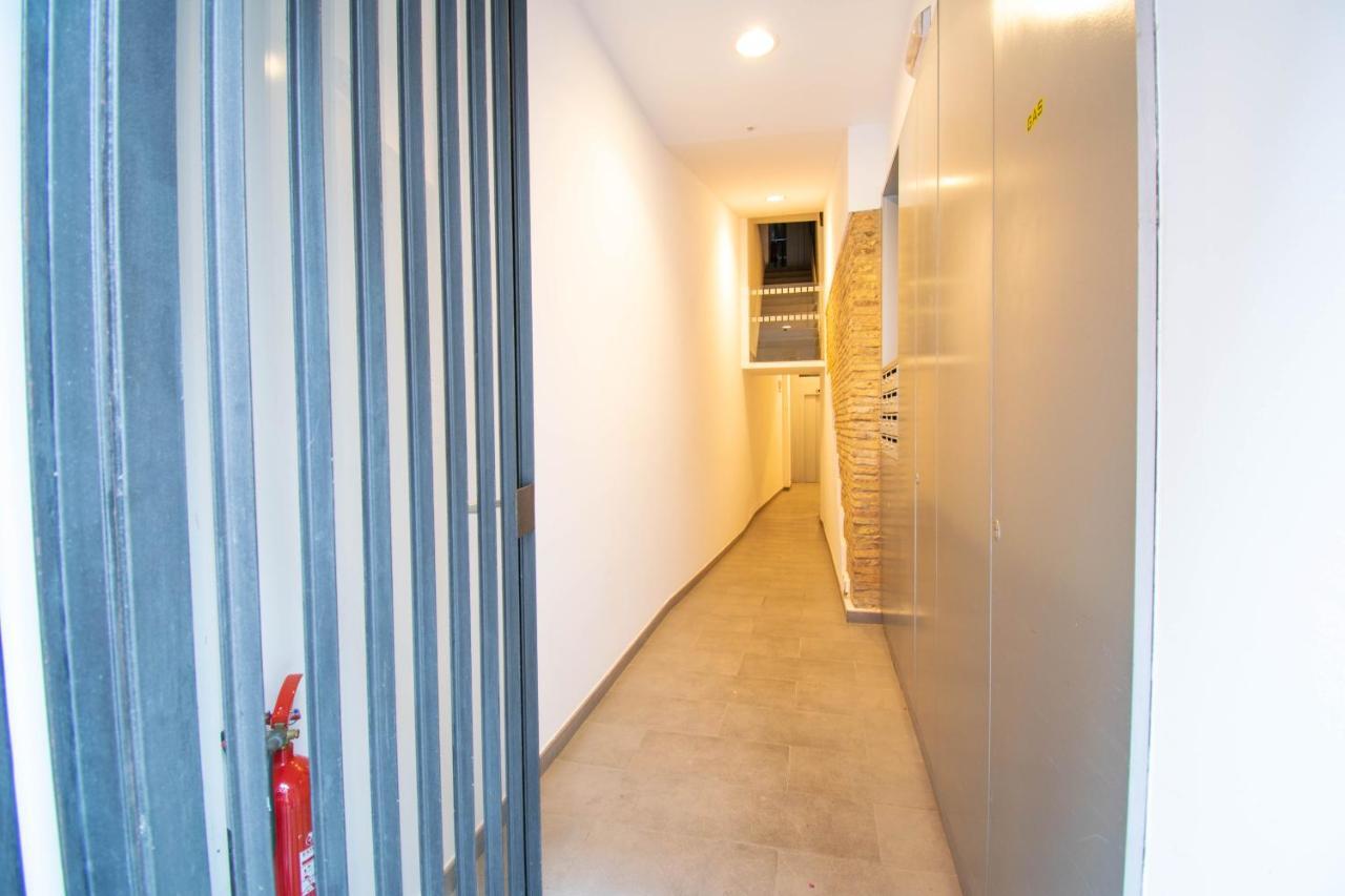 Acogedor Apartamento En El Corazon De Pamplona Exterior photo